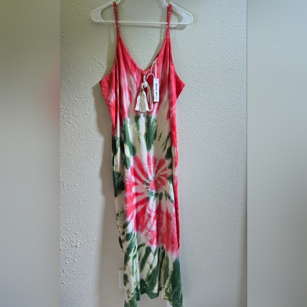 NWT, White Waves, Tie-Dye Spaghetti Strap Maxi Dress, Sz. S/M